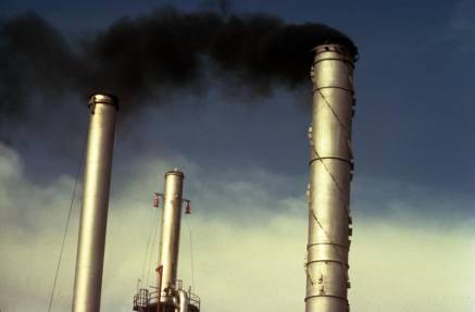 Smoke rises from an oil refinery in Commerce City, Colorado. Along with automobiles, every industrial process exhibits its own pattern of air pollution. Petroleum refineries are responsible for extensive hydrocarbon and particulate pollution.